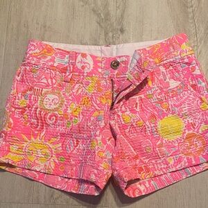 Colorful lilly Pulitzer short